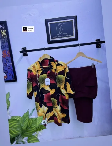 TWO PIECE VINTAGE